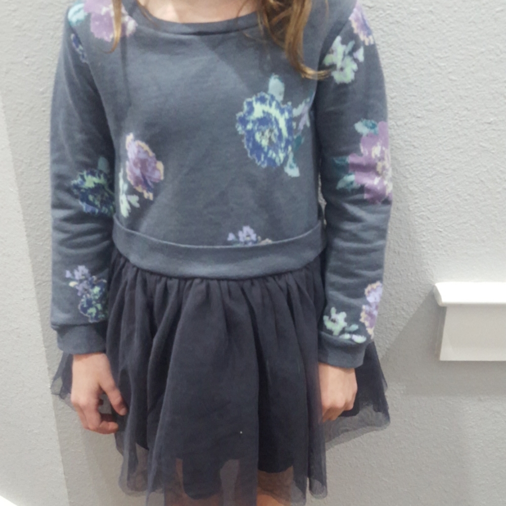Girls flower grey dress